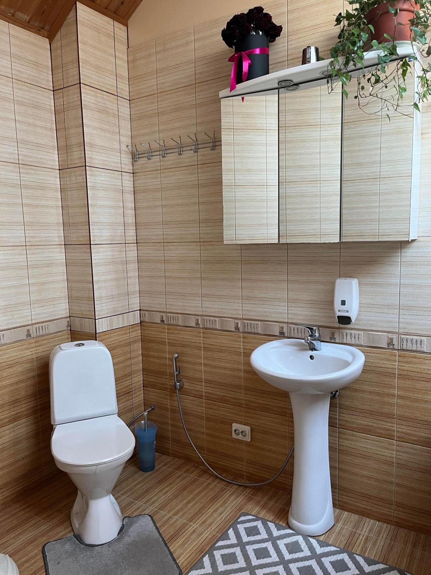 Vabaduse Guesthouse Narva-Jõesuu Exteriör bild