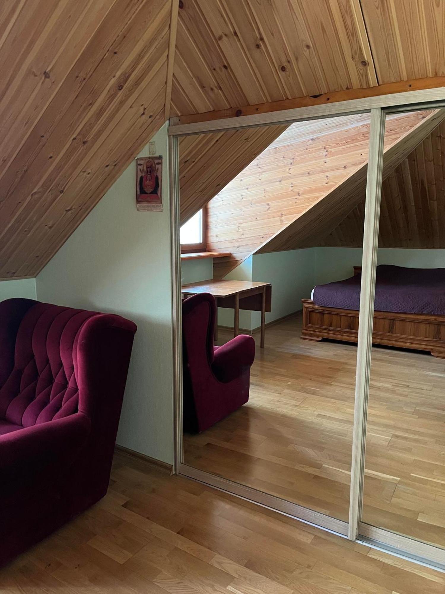 Vabaduse Guesthouse Narva-Jõesuu Exteriör bild